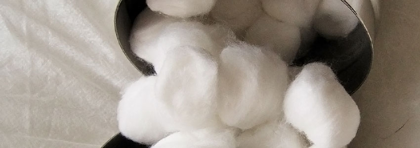 Bolas de algodón en vainilla